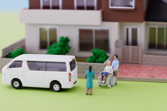 福祉タクシー,介護タクシー,タクシー,福岡市南区,福岡市博多区,春日市,那珂川市,大野城市,太宰府市,車椅子,車いす,車イス,ストレッチャー,リクライニング車椅子,予約,介護,介助,時間制,貸し切り,1日,遠距離,安心,安全,県外,買い物,問い合せ,付添い,代行,タクシー利用券,救援,夜間